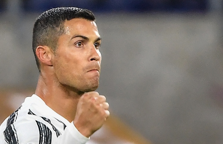 ރޮނާލްޑޯގެ ދެ ގޯލުން ޔުވެންޓަސް އިން ބާސާ ބަލިކޮށްފި