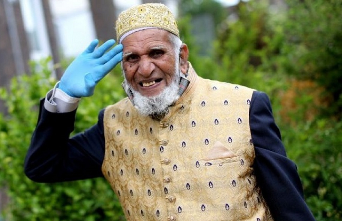 ކޮވިޑާ ދެކޮޅަށް ފައިސާ ހޯދި މުސްލިމަކަށް ރާނީގެ އެވޯޑް