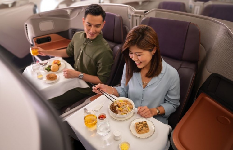 ސިންގަޕޫރް އެއާލައިންސްގެ ބޯޓެއް ވަގުތީ ރެސްޓޯރަންޓަކަށް