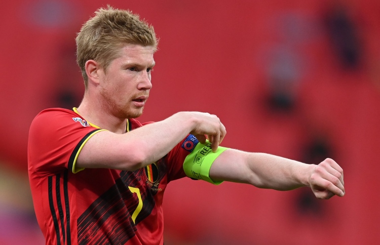 އަނިޔާއާ ހެދި ޑިބްރޭނާ ބެލްޖިއަމް ސްކޮޑުން ވަކިވެއްޖެ