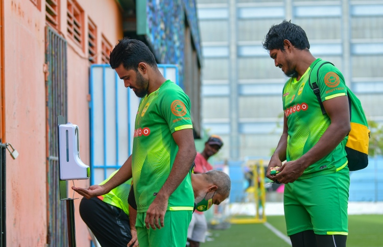 އާ ގައިޑްލައިންތަކާ އެކު ކްލަބްތަކުގެ ޕްރެކްޓިސް ފަށަނީ