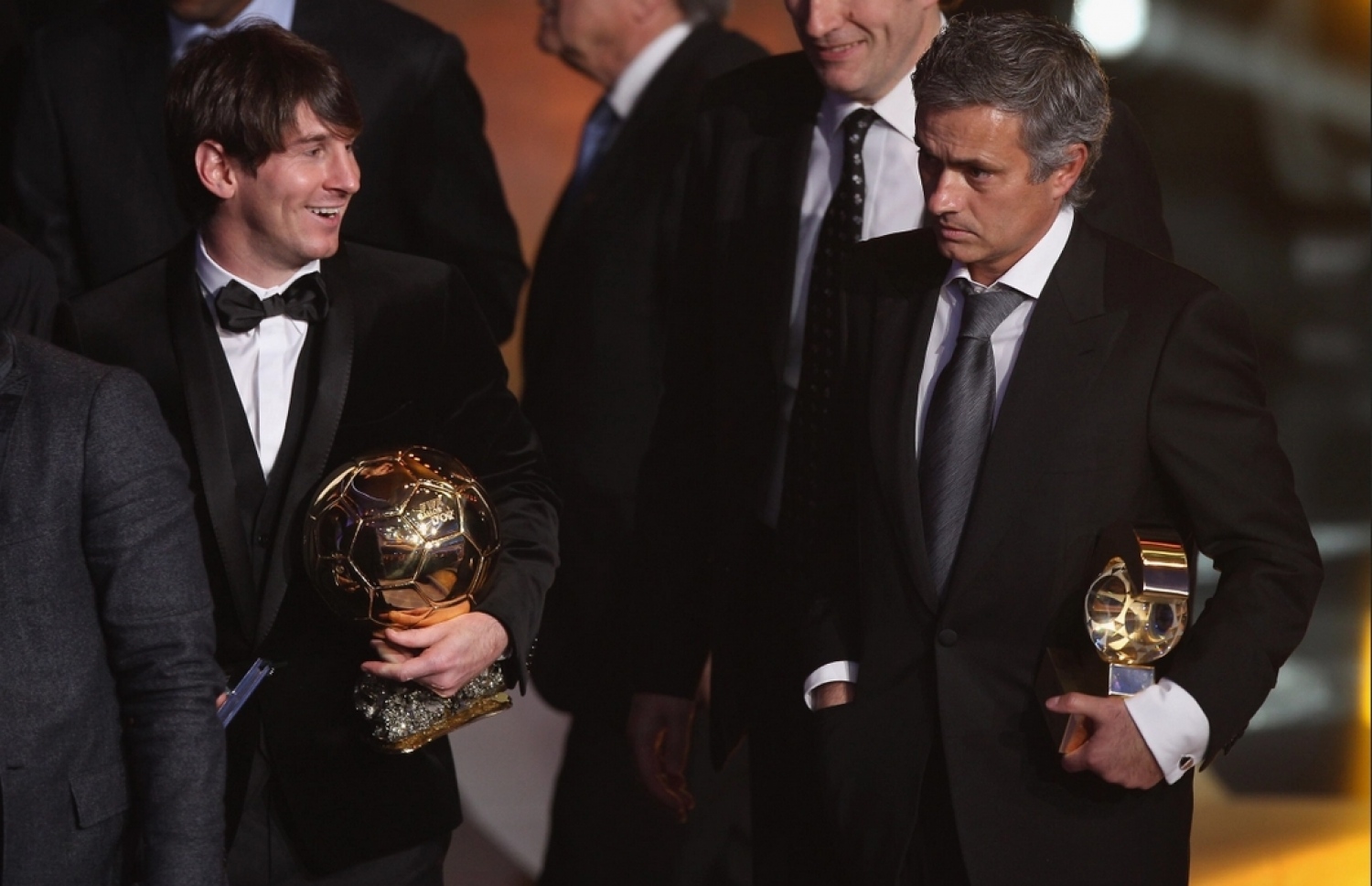 ބެލޮންޑިއޯ ހަފްލާއެއްގެ ތެރެއިން މޮރީނިއޯ (ކ) އާއި މެސީ.--- ފޮޓޯ: އޭއެފްޕީ