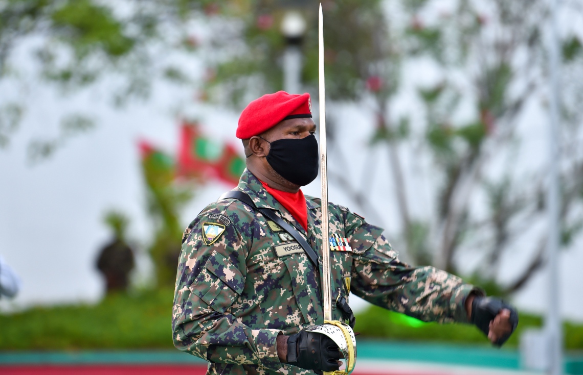 މާލެ: އޮކްޓޯބަރު 18، 2020: ޕޯޗުގީޒުންގެ އަތްދަށުން ރާއްޖެ މިނިވަންކުރަން، އުތީމު ބޮޑުތަކުރުފާނު ކުރެއްވި ޖިހާދުގެ ހަނދާން އާކުރާ، ގައުމީ ދުވަހުގެ މުނާސަބަތުގައި ބޭއްވި ދިދަ ނެގުމުގެ ރަސްމިއްޔާތުގެ ތެރެއިން.-- ފޮޓޯ: ރައީސް އޮފީސް