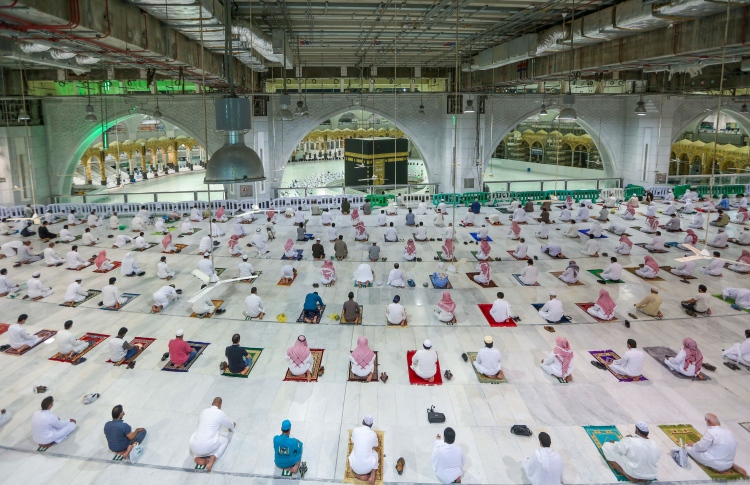 ހަރަމްފުޅު ހުޅުވާލައި 15،000 މީހުން އުމްރާކުރެވޭނެ