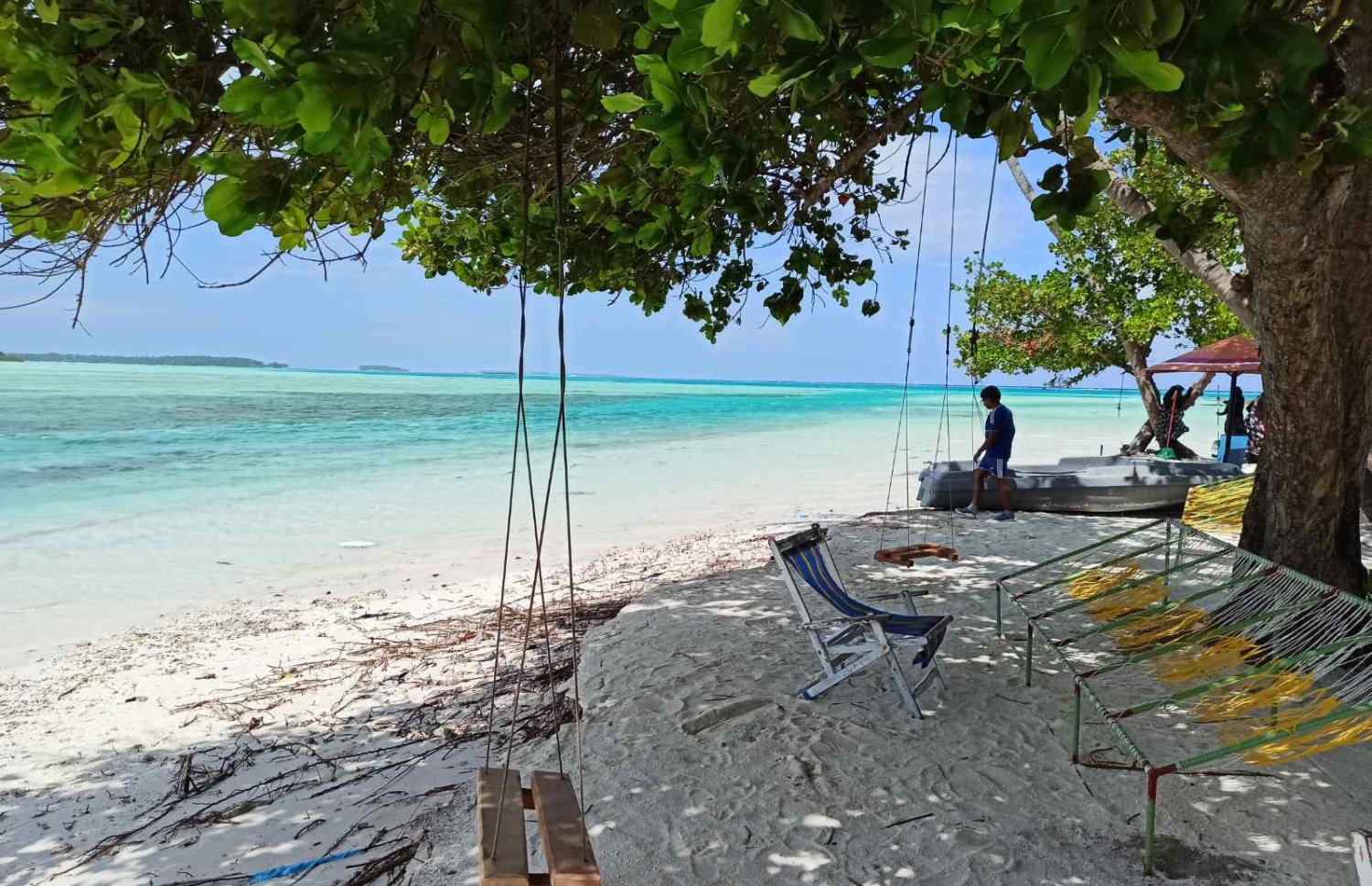 ތ.ވޭމަންޑޫގެ އަތިރި މަތި.