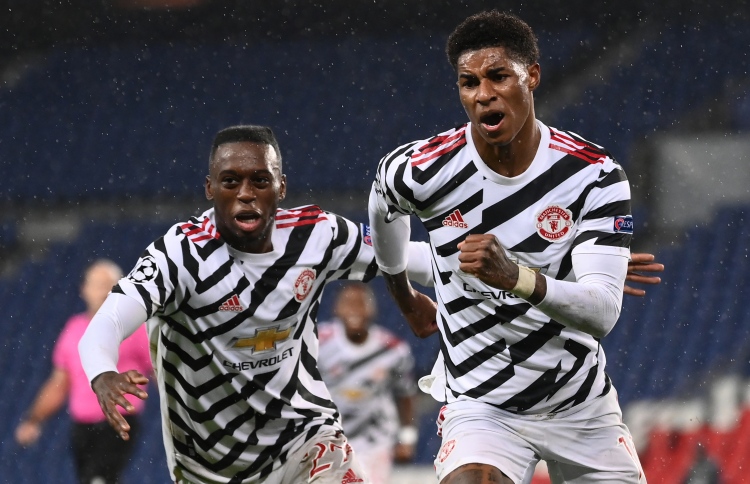 ޗެލްސީ އެއްވަރުވިއިރު، ޔުނައިޓެޑުން ޕީއެސްޖީ ބަލިކޮށްފި