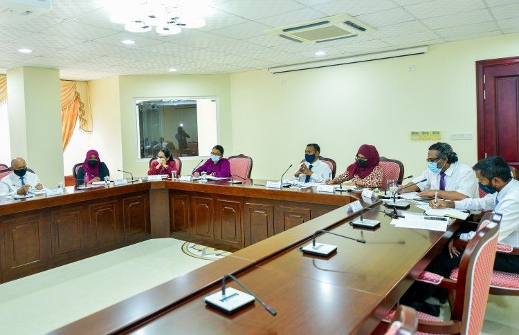 ވެންޓިލޭޓަރު މައްސަލައިގެ ނިންމުން ރިވިއުކޮށްދޭން އެދެފި