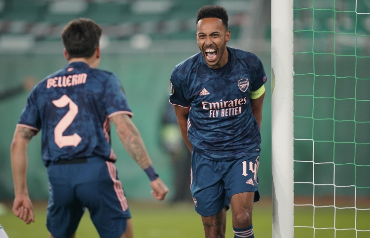 ޔޫރޮޕާ ލީގު: އިނގިރޭސި ޓީމުތަކަށް ރަނގަޅު ފެށުމެއް