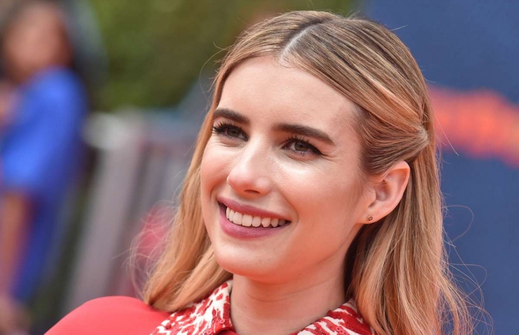 މަންމަ އަށް ސްމާޓްފޯނެއް ދެވުނީތީ އެމާ މޮޔަހީވޭ!