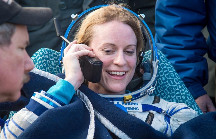 އެމެރިކާގެ އެސްޓްރޮނޯޓަކު ވޯޓް ލީ ޖައްވުން