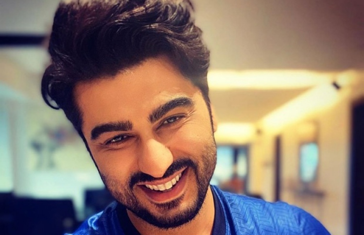 ބޮލީވުޑްގެ ޚަބަރުތައް ކުރުކޮށް