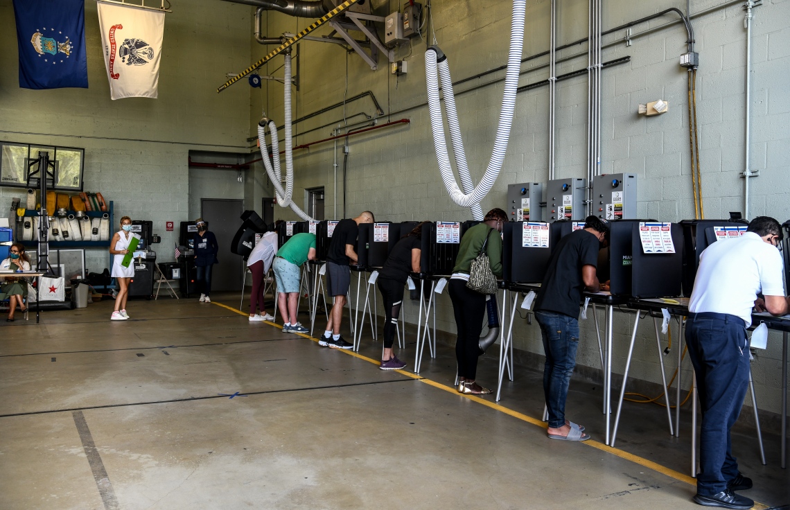 ފްލޮރިޑާގައި މިއަދު ވޯޓުލަނީ. --ފޮޓޯ:އޭއެފްޕީ