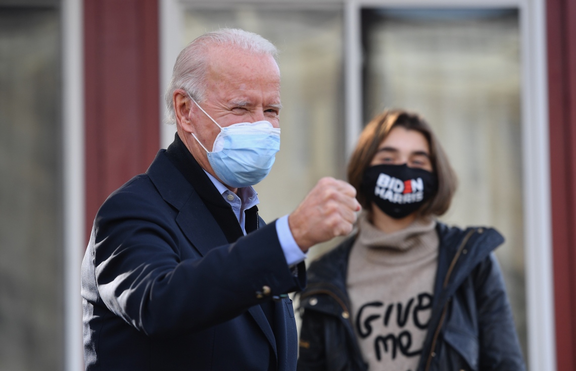 ޕެންސިލްވޭނިއާ - ނޮވެމްބަރު 3: ޕެންސިލްވޭނިއާ އަށް ވަޑައިގެން ޖޯ ބައިޑަން ސަޕޯޓަރުންނާ ވާހަކަ ދައްކަވަނީ. --ފޮޓޯ:އޭއެފްޕީ