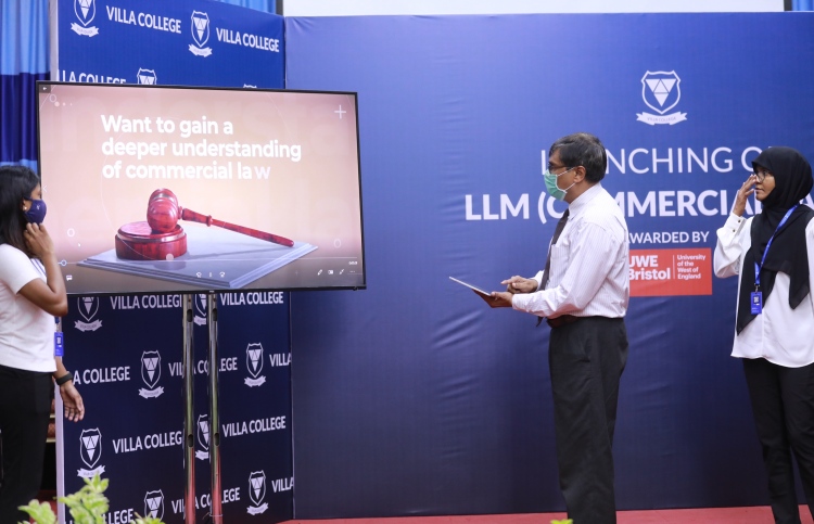 ކޮމާޝަލް ލޯގެ މާސްޓާސް ވިލާ ކޮލެޖުން ތައާރަފުކޮށްފި