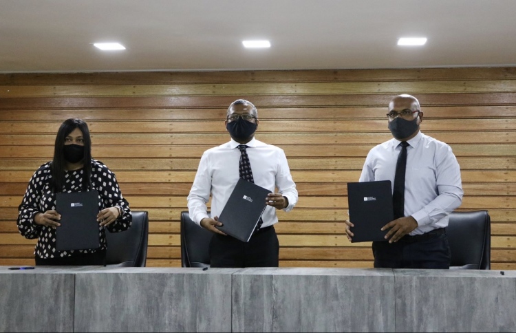 ކުދި ވިޔަފާރި ކުރިއަރުވަން އެޗްޑީސީއާއެކު އެއްބަސްވުމެއް