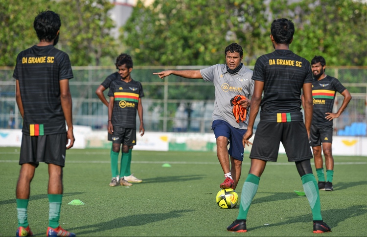 އުނދަގޫވިޔަސް އުއްމީދަކީ ގަދަ ހަތަރެއް: އިންމަ