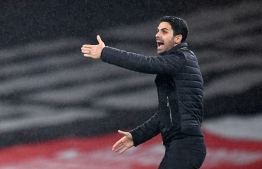 Arsenal's Spanish manager Mikel Arteta gestures from the sidelines during the English Premier League football match between Arsenal and Aston Villa at the Emirates Stadium in London on November 8, 2020. (Photo by Andy Rain / POOL / AFP) / RESTRICTED TO EDITORIAL USE. No use with unauthorized audio, video, data, fixture lists, club/league logos or 'live' services. Online in-match use limited to 120 images. An additional 40 images may be used in extra time. No video emulation. Social media in-match use limited to 120 images. An additional 40 images may be used in extra time. No use in betting publications, games or single club/league/player publications. / 