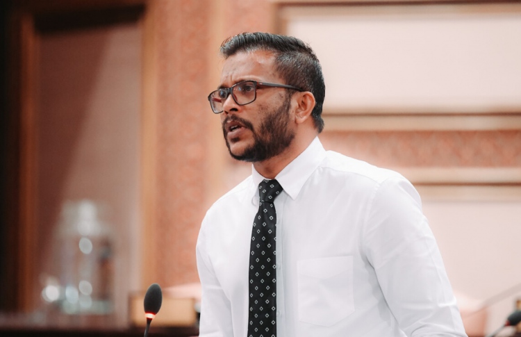 ޓޫރިޒަމްދާއިރާގެ އިހުމާލު މަޖިލީހުން ބަަލަން ހުށަހަޅައިފި