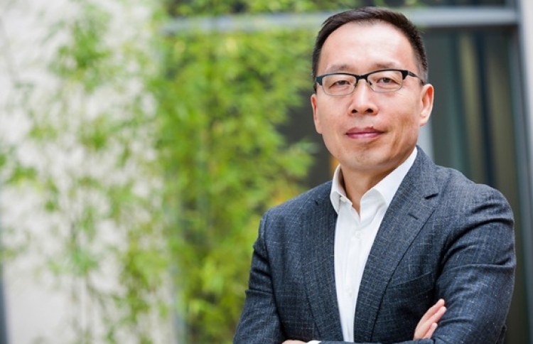 ވާވޭގެ 5ޖީ އާ މެދު ޔޫކޭން އަލުން ވިސްނަން ގޮވާލައިފި