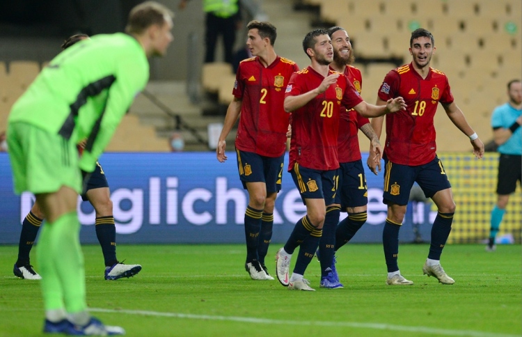 ޖަރުމަން ކޮޅަށް ހަ ގޯލު ޖަހައި ސްޕެއިން ސެމީ އަށް