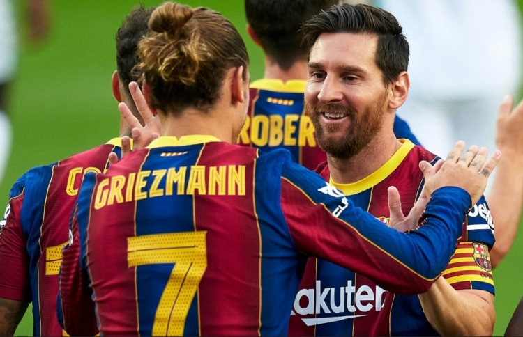 މެސީގެ ރުޅިގަނޑު ފަޅައިގެން ހިނގައްޖެ