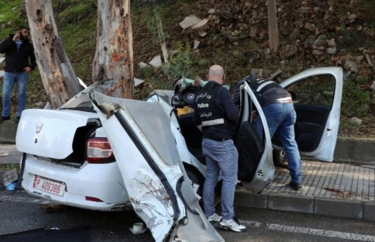 ޖަލުން ފިލި މީހުން ދުއްވި ކާރު އެކްސިޑެންޓްވެ 5 މަރު