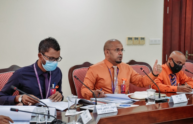 އިންތިޚާބު ބޭއްވޭނީ ޑިސެމްބަރު 15އަށް ހުއްދަ ލިބިގެން:އީސީ