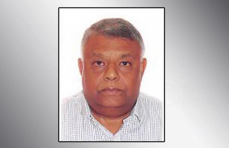 ޔުނިވާސަލްގެ ޑރ. މަނިކު އަވަހާރަވެއްޖެ