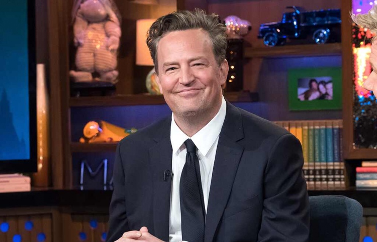 "ފްރެންޑްސް" ގެ މެތިއު ޕެރީ އެންގޭޖްވެއްޖެ