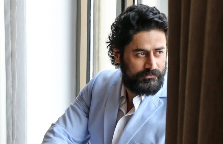 ބޮލީވުޑްގެ ޚަބަރުތައް ކުރުކޮށް