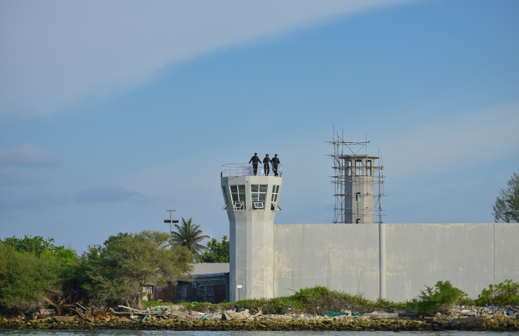 ތަމްރީނުގައި އުޅުނު ކަރެކްޝަންސްގެ އޮފިސަރަކު ނިޔާވެއްޖެ
