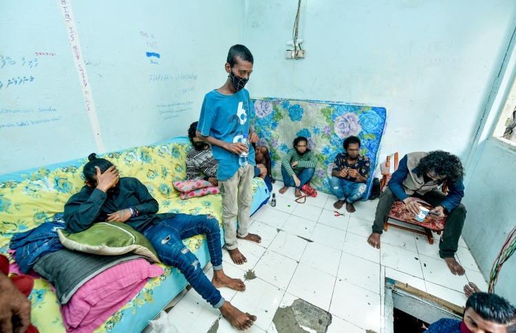 ޑްރަގް ފަރުވާގެ ނިޒާމު ބޮއްސުންލާފައި