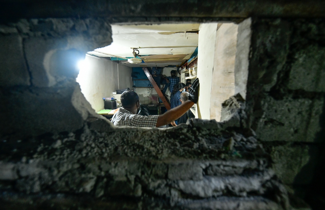 މެމޮރީ ވިލާއަށް ވަންނަން ފުލުހުން ކަނޑާލި ބާ ގަނޑު.-- ފޮޓޯ: ނިޝާން އަލީ/ މިހާރު