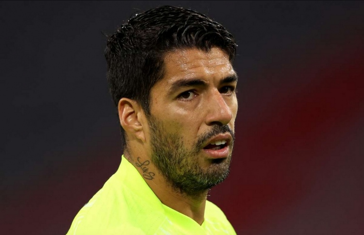 ސުއަރޭޒްގެ ޓެސްޓާ ގުޅޭ ތުހުމަތެއް ޔުވެންޓަސްގެ މައްޗަށް