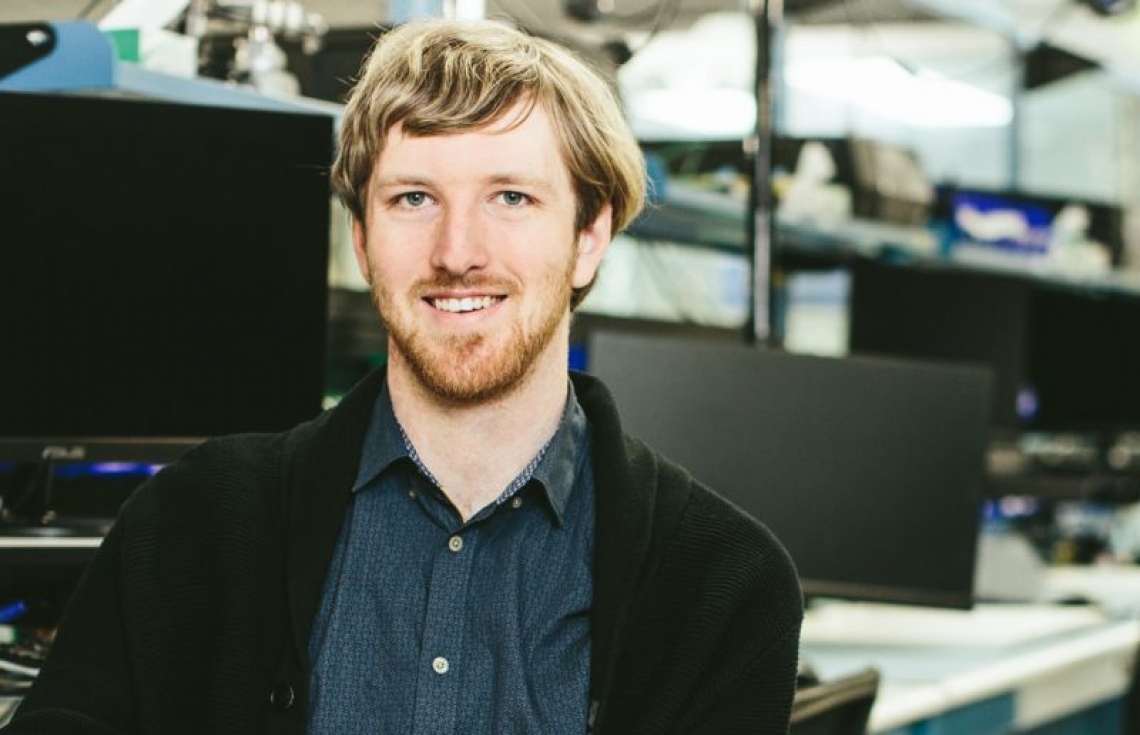 އޮސްޓިން ރަސަލް: އެންމެ ޒުވާން ބިލިއަނަރު