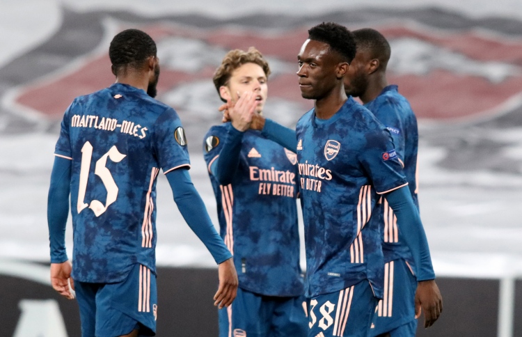 އާސެނަލަށް ސައްތަ އިން ސައްތަ ރެކޯޑެއް