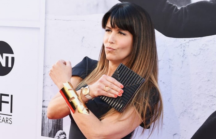 ވޮންޑަ ވުމަންގެ ޑައިރެކްޓަރަށް ސްޓާ ވޯސްގެ ފިލްމެއް