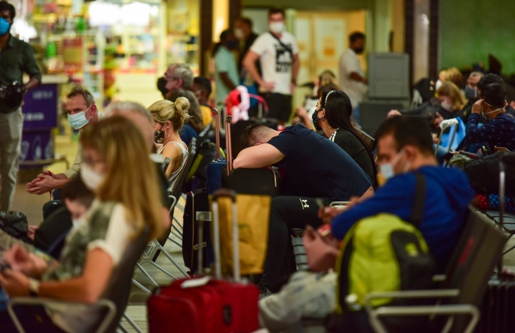 ޓޫރިސްޓުންގެ އަދަދު ގިނަ، އެކަމަކު މޫސުން ހުރަހަކަށް