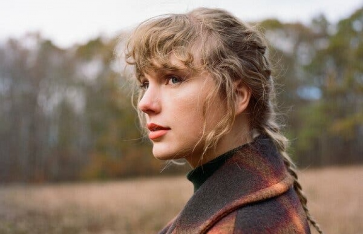 އެވަމޯ: އަނެއްކާވެސް ޓޭލާ ސްވިފްޓް އަލްބަމެއް