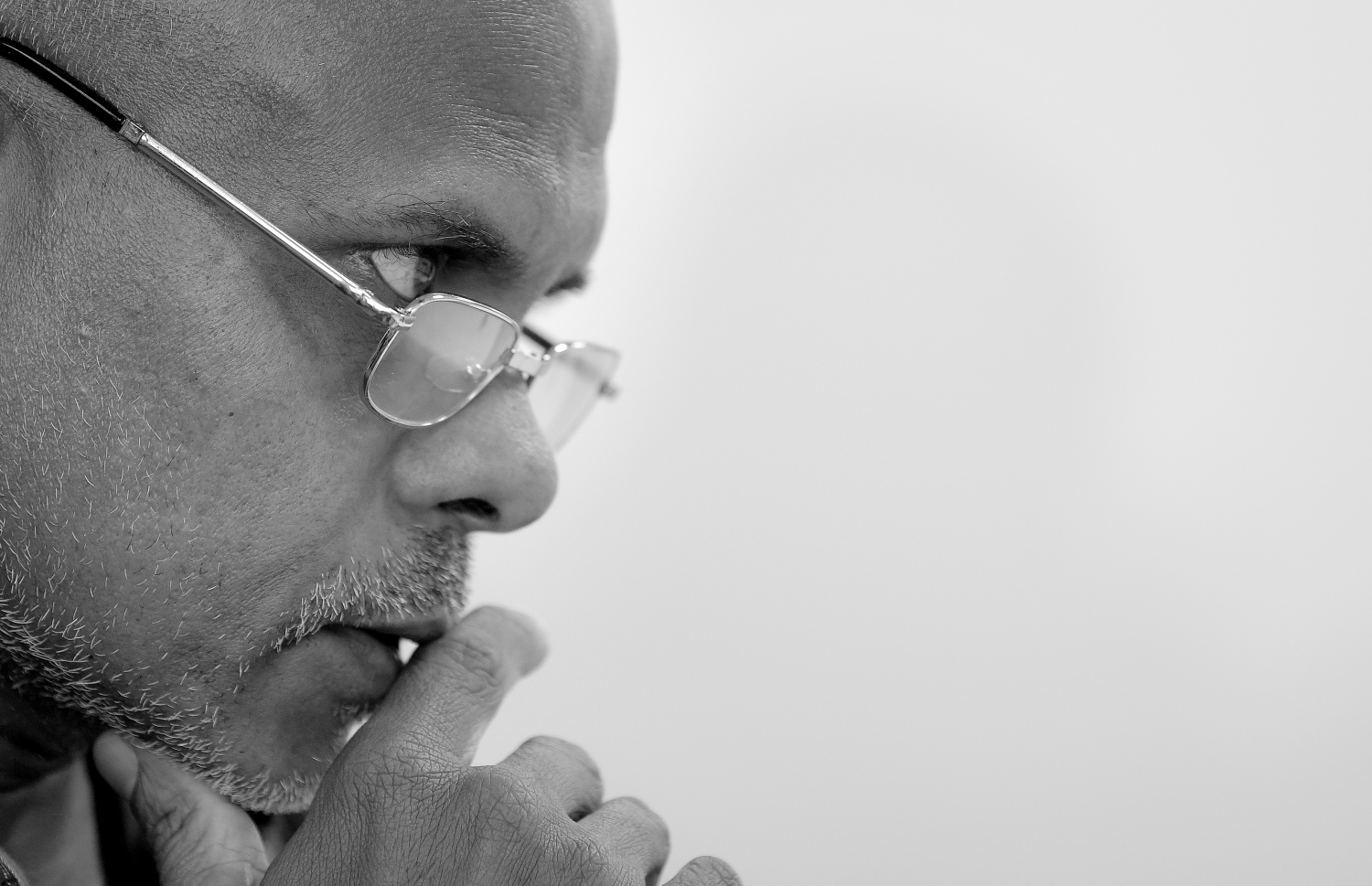 "ދައުރު" އޮންލައިންގެ އެޑިޓަރު މޫސާ ލަތީފް: އެ މީހަކު ބޭނުން ކޮންމެ އެއްޗެއް ލިޔުމުގެ މިނިވަންކަން ހައްދެއް ނެތި ހުޅުވިފައިވާ ކަމަށް ގަބޫލު ކުރައްވާ.---ފޮޓޯ: މިހާރު