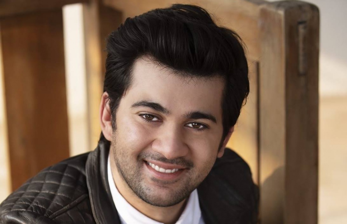 ސަނީގެ ދަރިފުޅަށް އަޖޭ ޕްރޮޑިއުސްކުރާ ފިލްމެއް