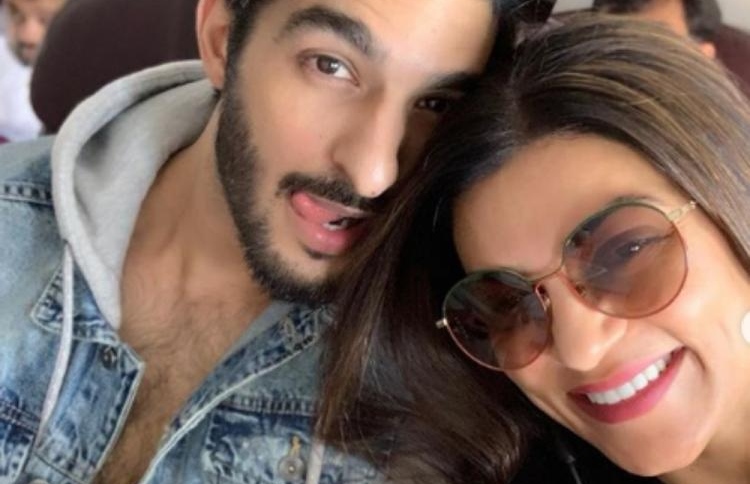 ސުޝްމިތާގެ ލޯބިވެރިޔާ ވީޑިއޯ ލަވައަކުން