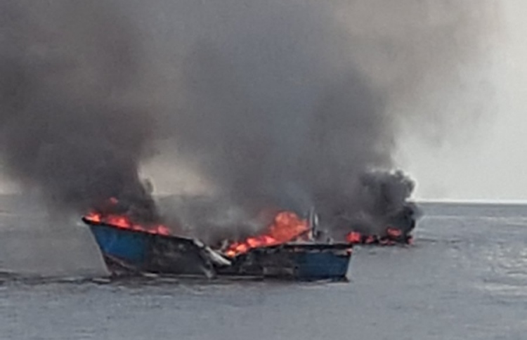 ދެ ދޯންޏެއްގައި ރޯވެ ދެ މީހަކު ފިހިއްޖެ