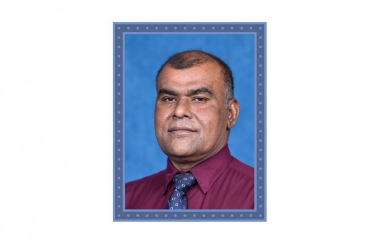 ޖޭއެސް ޕްރިންސިޕަލަށް ތައުލީމީ ރޮނގުން ގައުމީ އިނާމު