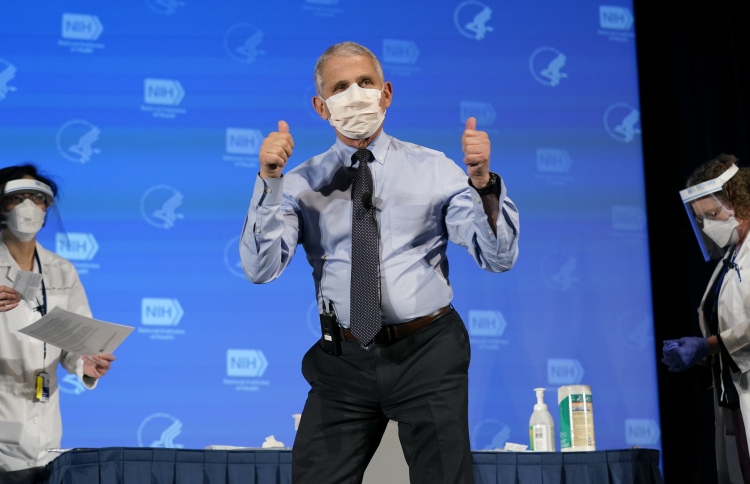 އެމެރިކާގައި ވެކްސިނަށް ފަހު ކަރަންޓީނަށް ލުއި ދެނީ