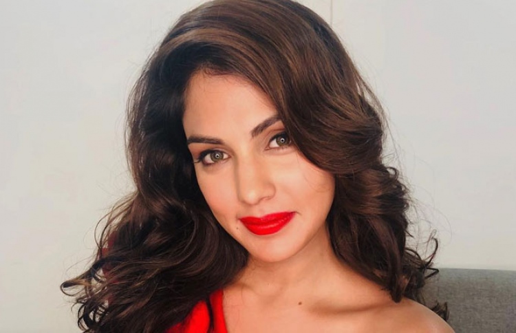 ރިއާ މި އަހަރު ފިލްމީ މަސައްކަތްތަކަށް ނުކުންނާނެ