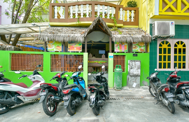 ކެފޭ/ރެސްޓޯރެންޓު ހުޅުވާފައި ބެހެއްޓޭ ގަޑި މަދުކޮށްފި