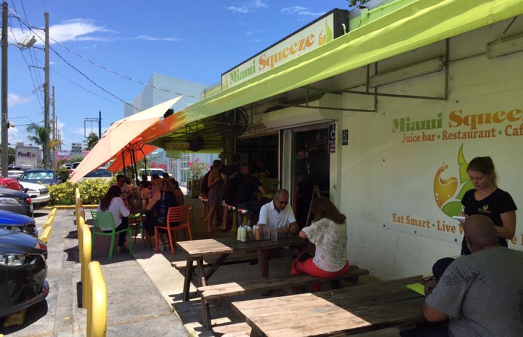 އާ އަހަރަށް 2،021 ޑޮލަރުގެ ޓިޕްސްއެއް