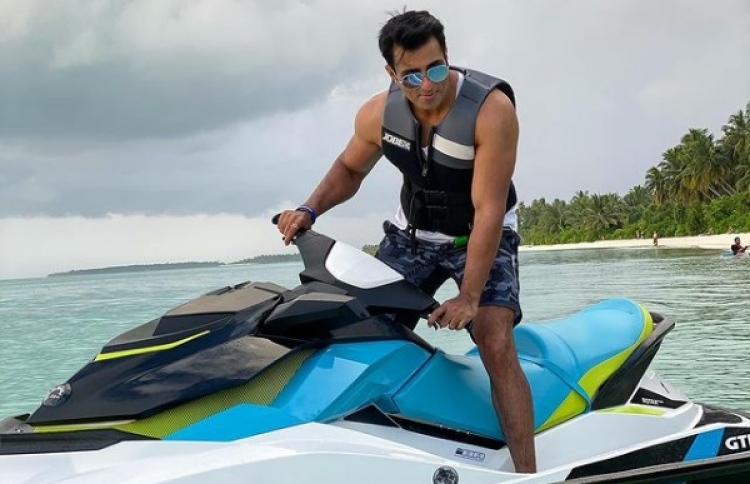 ސޯނޫ ސޫދުގެ މައްސަލައެއް ޕޮލިހަށް