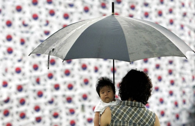 ދަރިންގެ ހަރަދު އެންމެ ބޮޑީ ދެކުނު ކޮރެއާގައި